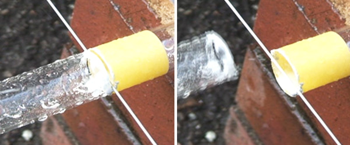 ガラス管ノコギリを使ったガラス管の切断法 - ②水をかけながらガラス管をカットする